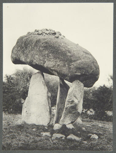 Ballymascaslan Cromlech, Dundalk Ballymascaslan Cromlech, Dundalk