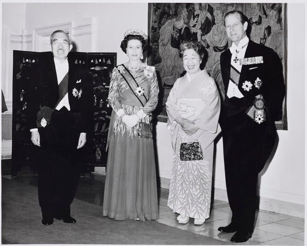 HM Queen Elizabeth II State Visit to Japan. MJRW/ [The Queen and Duke of Edinburgh with Emperor Hirohito and the Empress. Royal visit to Japan: 1975]