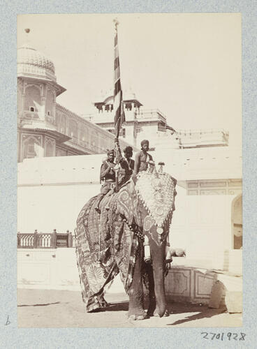 Hastti Nishan (flag elephant): Prince of Wales Tour of India 1875-6 (vol. 6) Hastti Nishan (flag elephant): Prince of Wales Tour of India 1875-6 (vol. 6)