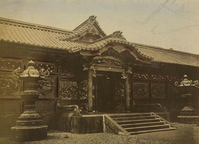 'Shiba'; The middle gateway to the Bunshoin mausoleum of Tokugawa Ienobu at Zōjō-ji