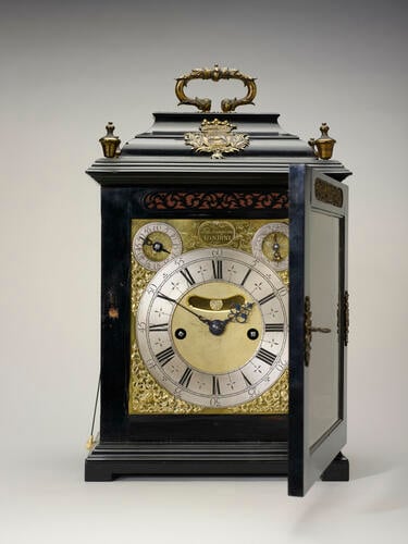 Table clock