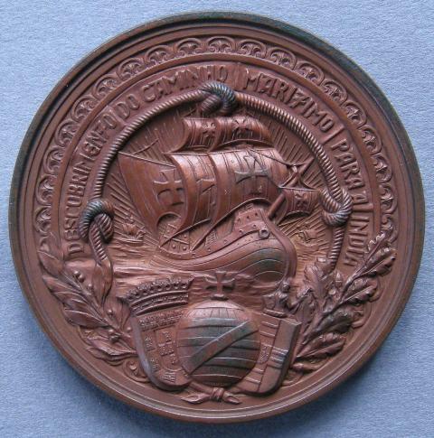 Portugal. Laudatory medal of Vasco Da Gama (1460-1524) navigator, and the 500th anniversary of the discovery of the passage to India Portugal. Laudatory medal of Vasco Da Gama (1460-1524) navigator, and the 500th anniversary of the discovery of the passage to India