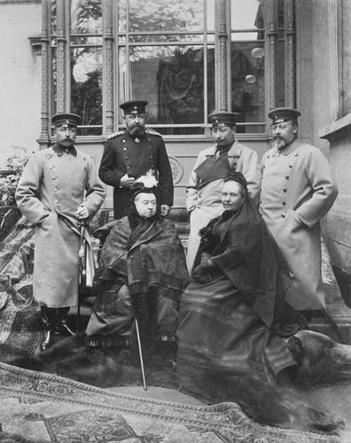 Royal group photograph at Coburg, 1894