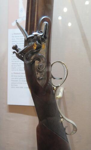 Flintlock seven-barrel rifle Flintlock seven-barrel rifle