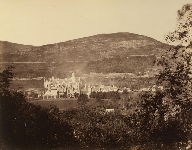 Balmoral showing the new and old houses