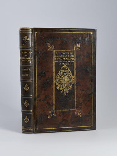 A Collection of declarations, treaties and other principal passages concerning the differences betwixt King Charles I and his two houses of Parliament