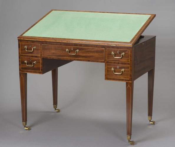 Writing table