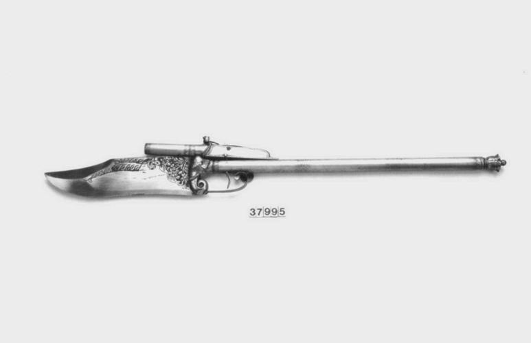 Axe-knife