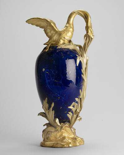 Master: Vase cygne à roseau en buire
Item: Vase Master: Vase cygne à roseau en buire
Item: Vase