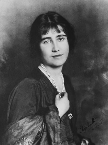 Queen Elizabeth The Queen Mother when Lady Elizabeth Bowes-Lyon (1900-2002) Queen Elizabeth The Queen Mother when Lady Elizabeth Bowes-Lyon (1900-2002)