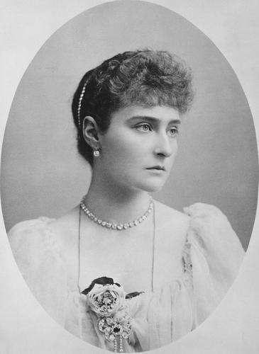 Her Grand Ducal Highness, Princess Alice. Fourth daughter of the Grand Duke and Duchess of Hesse, 1894. [Album: Photographs. Royal Portraits, vol. 45]