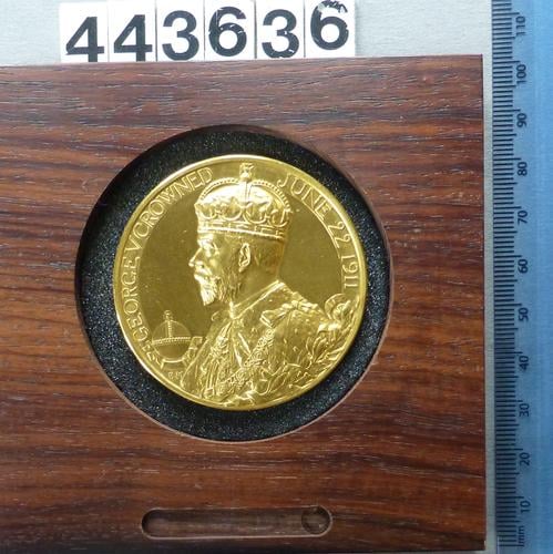 Medal commemorating the Coronation of George V Medal commemorating the Coronation of George V