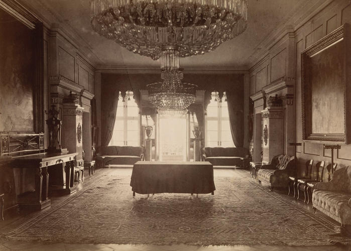 Dining room at Schloss Neustrelitz Dining room at Schloss Neustrelitz