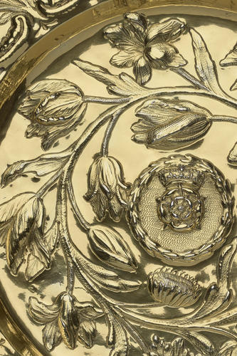Master: Pair of altar dishes Master: Pair of altar dishes