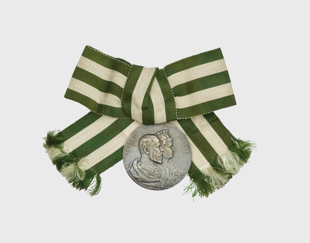 Silver Wedding medal of Duke Alfred of Saxe-Coburg & Grand Duchess Marie. Belonged to Queen Victoria Silver Wedding medal of Duke Alfred of Saxe-Coburg & Grand Duchess Marie. Belonged to Queen Victoria