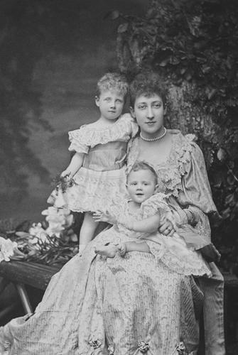Princess Louise, Duchess of Fife with her children Princess Alexandra and Princess Maud