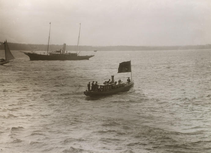 Boats in the Solent during the Cowes Regatta, 1909 Boats in the Solent during the Cowes Regatta, 1909