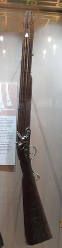 Flintlock seven-barrel rifle