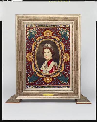 Tapestry screen