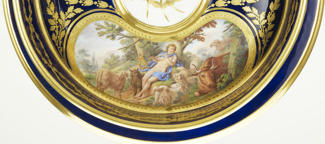 Jatte à glace (part of the Louis XVI dinner service) Jatte à glace (part of the Louis XVI dinner service)
