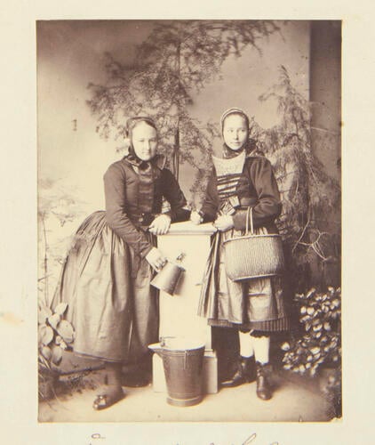 Our Housemaids [Photographic Portraits Vol. 4/62 1861-1876]