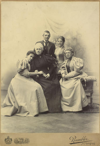 Grand Duchess Alexandra Iosifovna with Grand Duchess Vera Constantinovna and her daughters