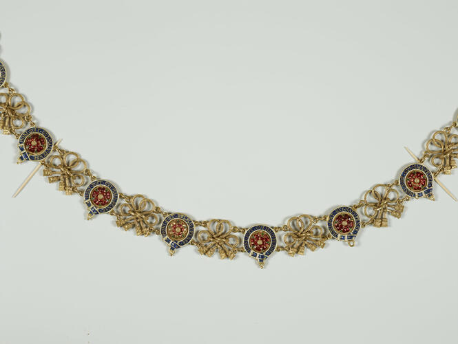 Master: Order of the Garter: Collar with Great George
Item: Order of the Garter: Great George with Collar Badge
