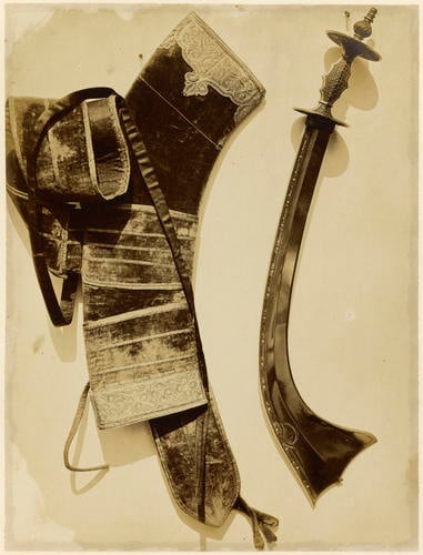 Kora sword and holder Kora sword and holder