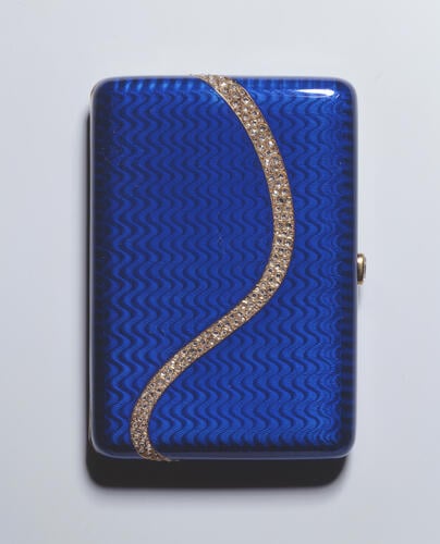 Cigarette case