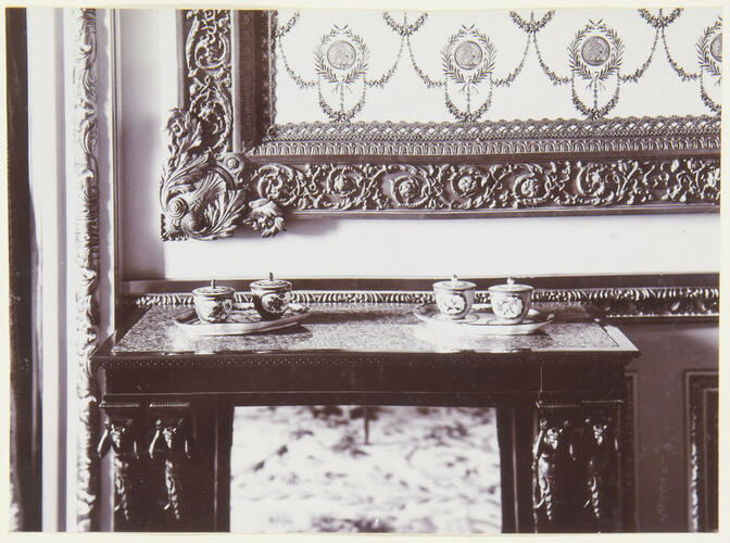 China in the Queen's Boudoir, no. 213 China in the Queen's Boudoir, no. 213