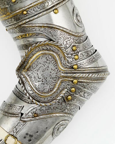 Pair of field spaudlers and vambraces of Henry VIII