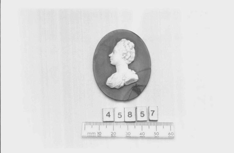 Queen Charlotte (1744-1818) Queen Charlotte (1744-1818)