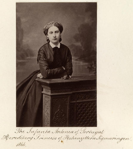 Photograph of Antonia, Infanta of Portugal, hereditary Princess of Hohenzollern Sigmaringen (1845-1913) Photograph of Antonia, Infanta of Portugal, hereditary Princess of Hohenzollern Sigmaringen (1845-1913)