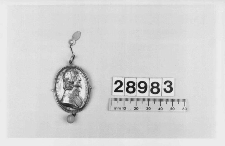 Pendant