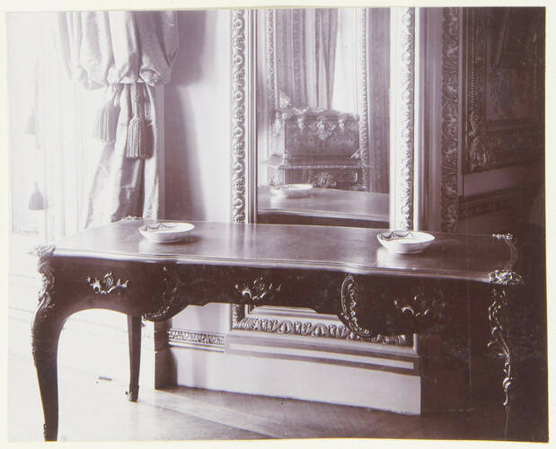 China in the Queen's Sitting Room, no. 214 China in the Queen's Sitting Room, no. 214