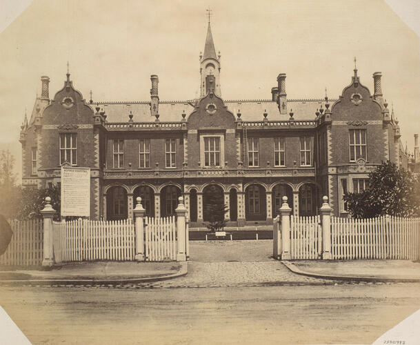 The Cruise of HMS Bacchante 1879-1882: The Alfred Hospital, Melbourne