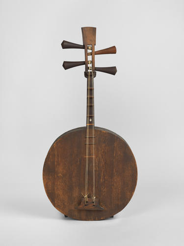 Yueqin guitar Yueqin guitar