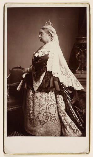 Queen Victoria (1819-1901) Queen Victoria (1819-1901)