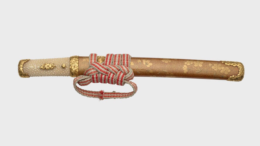 Master: Dagger (tantō) and scabbard Master: Dagger (tantō) and scabbard