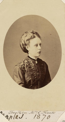 The Hon: Mrs C. Finch. [Photographs, English Portraits. Volume 70. ]