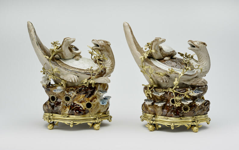 Master: Pair of pastille burners in the form of tortoises Master: Pair of pastille burners in the form of tortoises