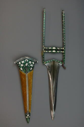 Punch Dagger (katar) and scabbard Punch Dagger (katar) and scabbard