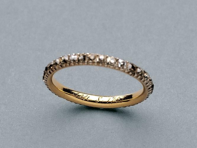 Queen Charlotte's keeper ring