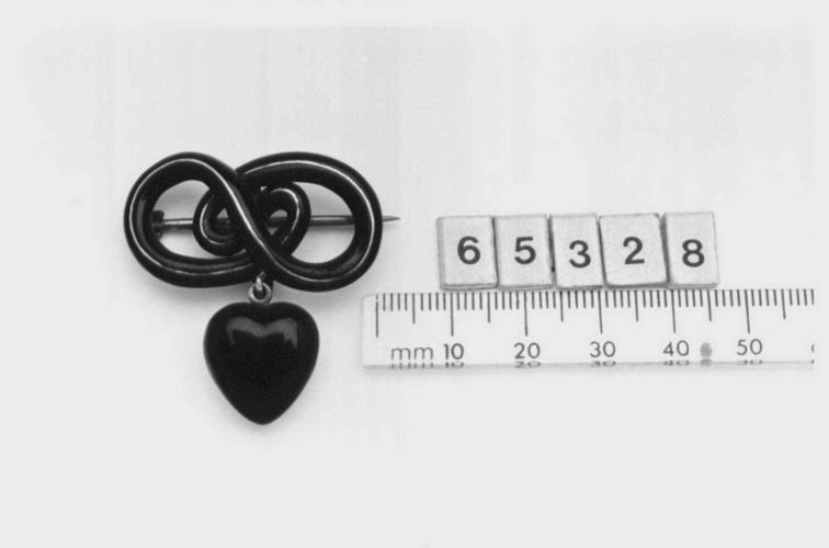 Brooch