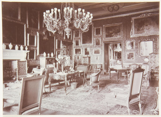 Picture Gallery, June 1905
