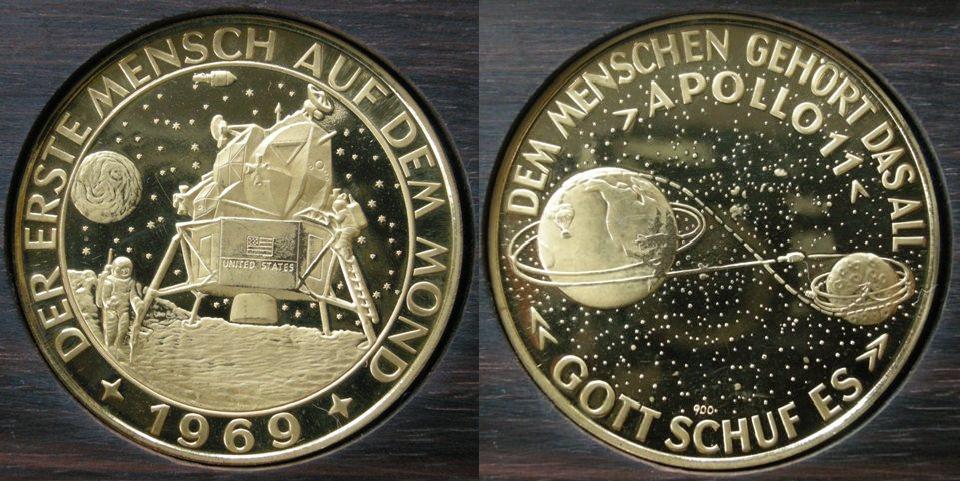 U. S. A. Medal commemorating the landing of the first men on the moon, 1969