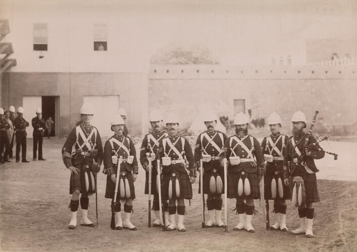Soldiers from the Queen's Own Cameron Highlanders who served in the Anglo-Egyptian War