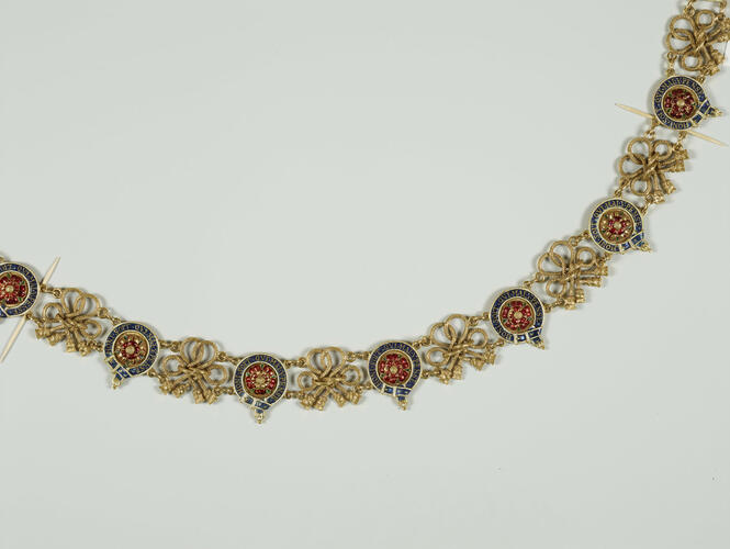 Master: Order of the Garter: Collar with Great George
Item: Order of the Garter: Great George with Collar Badge
