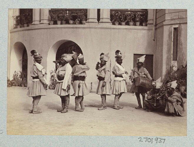Group of dancers from Gudee