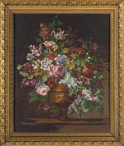 A vase of flowers